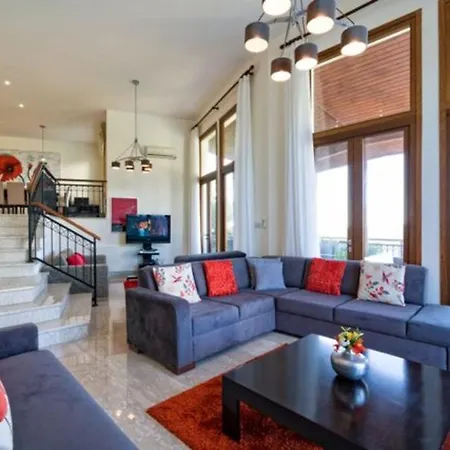 Vila “you And Your Family Will Love This Private Villa″ - Pyla
